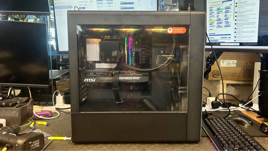 PC/Computer building services (Category: Office & Business Technology) located in Singapore. Submitted by alifaziz67 (Listing ID 1457586771, Image 1). Description: Scared to build a pc? dont worry im here to help you starting from $50, price will increase based on how custom you want ur pc to be feel free to ask any tech questions too .