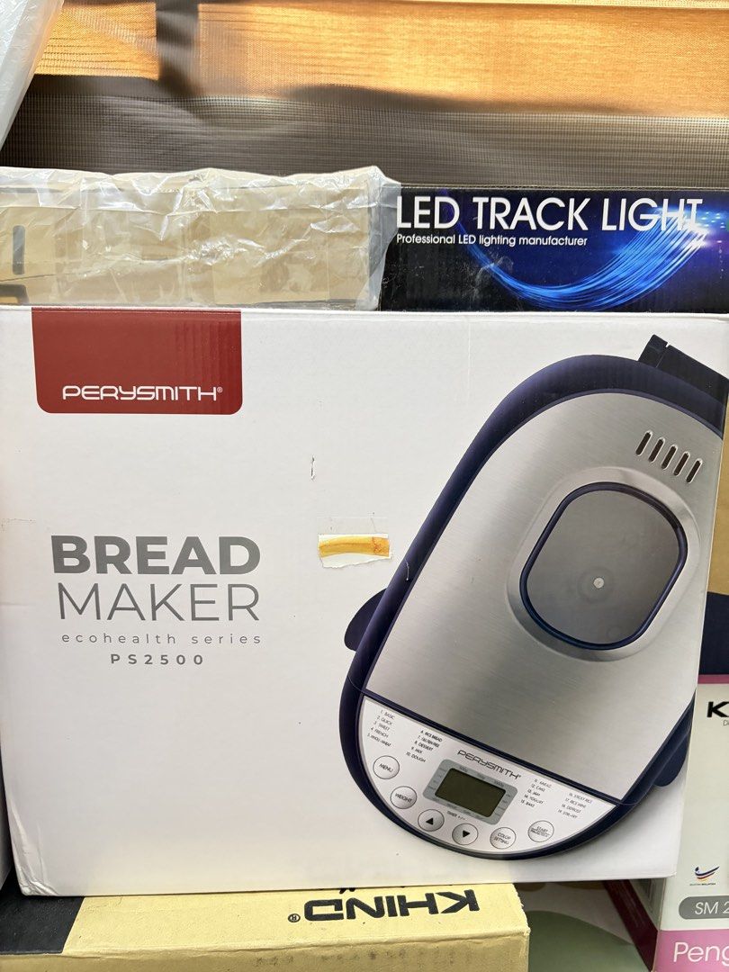 PERYSMITH BREAD MAKER (Category: Other Kitchenware & Tableware) located in Sungai Udang. Submitted by fatihah99 (Listing ID 1457608777, Image 1). Description: ITEM NEVER USE Price : Rm100.