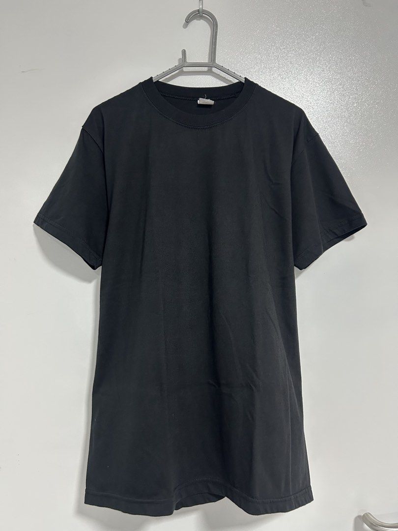 Plain black shirt (Softex brand) size: Large (Category: Tshirts & Polo Shirts ) located in Imus. Submitted by clothopediaph (Listing ID 1457598394, Image 1). Description: Plain black shirt (Softex brand) size: Large 📣 Buy 2 for only ₱90! [black shirt (softex brand) and white shirt (blue corner brand)] - Size L on tag - In good condition Pay now, ship out within the day or next day. 💸 MOP: GCash 📍For meetup: Biñan/San Pedro, Laguna 🚛 For deliv