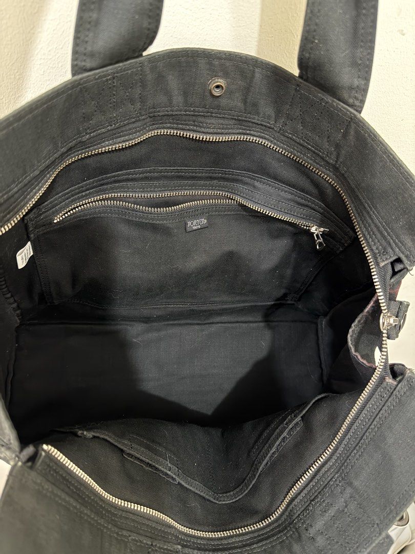 Porter-Yoshida & Co. Black Canvas Tote Bag (Category: Tote Bags) located in Abulug. Submitted by hayami. (Listing ID 1457519398, Image 3). Description: 𝐏𝐎𝐑𝐓𝐄𝐑 Smoky L Shoulder Zippered Tote 16” × 12.5” × 6.2” Comfy sa shoulder. Matibay. Ready to use. Made in Japan 🇯🇵.