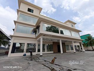 (Category: ) located in . Submitted by mudah788397 (Listing ID 1456041543, Image 1). Description: .