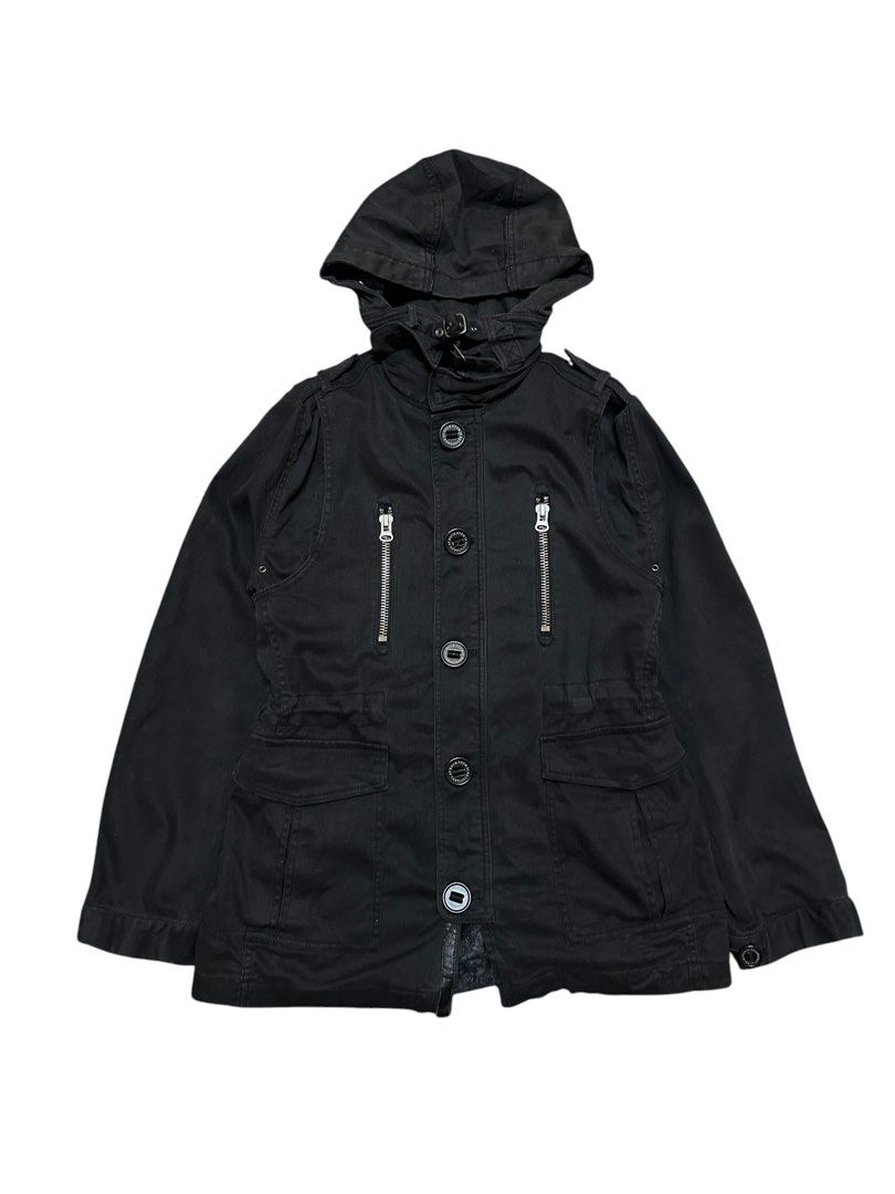 ppfm jacket (Category: Coats, Jackets and Outerwear) located in Sik. Submitted by sahwan (Listing ID 1457517410, Image 1). Description: .