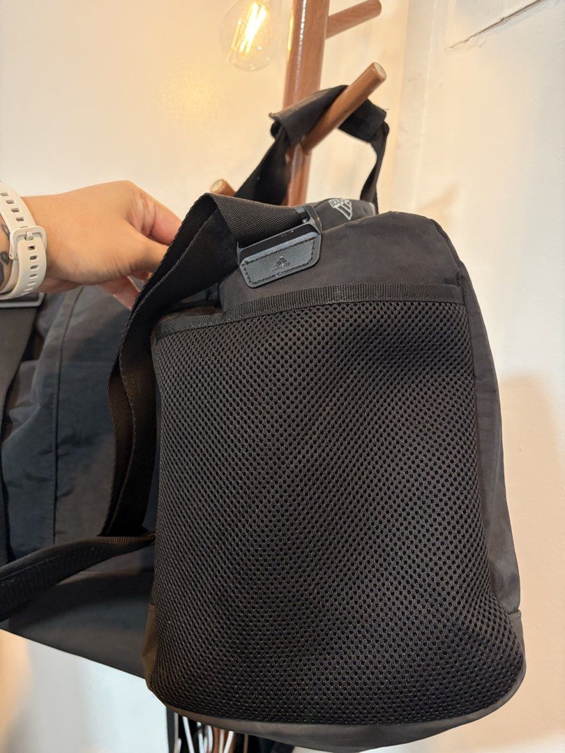 Pre-loved Adidas Duffel Bag Black Medium 4ATHLTS (Category: Sling Bags) located in Subic. Submitted by xhyryxza (Listing ID 1457596214, Image 3). Description: Pre-loved Adidas Duffel Bag Black Medium 4ATHLTS Authentic RFS: Decluttering.