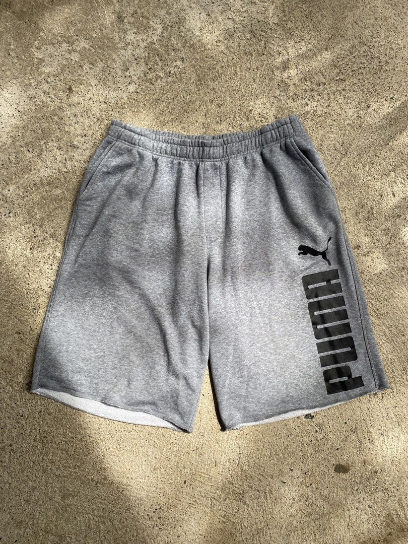 PUMA Heather Active Athletic Short (Category: Shorts) located in Bayombong. Submitted by fliptique (Listing ID 1457636872, Image 2). Description: PUMA Heather Active Athletic Short Excellent Condition Size : XL Waist : 32”-44” Inseam Length : 11” Leg Length : 22” Leg Opening : 13” Color Rate : 10 Issue : ❌❌❌ 650 + sf Nueva Vizcaya Loc Hit a message if interested .