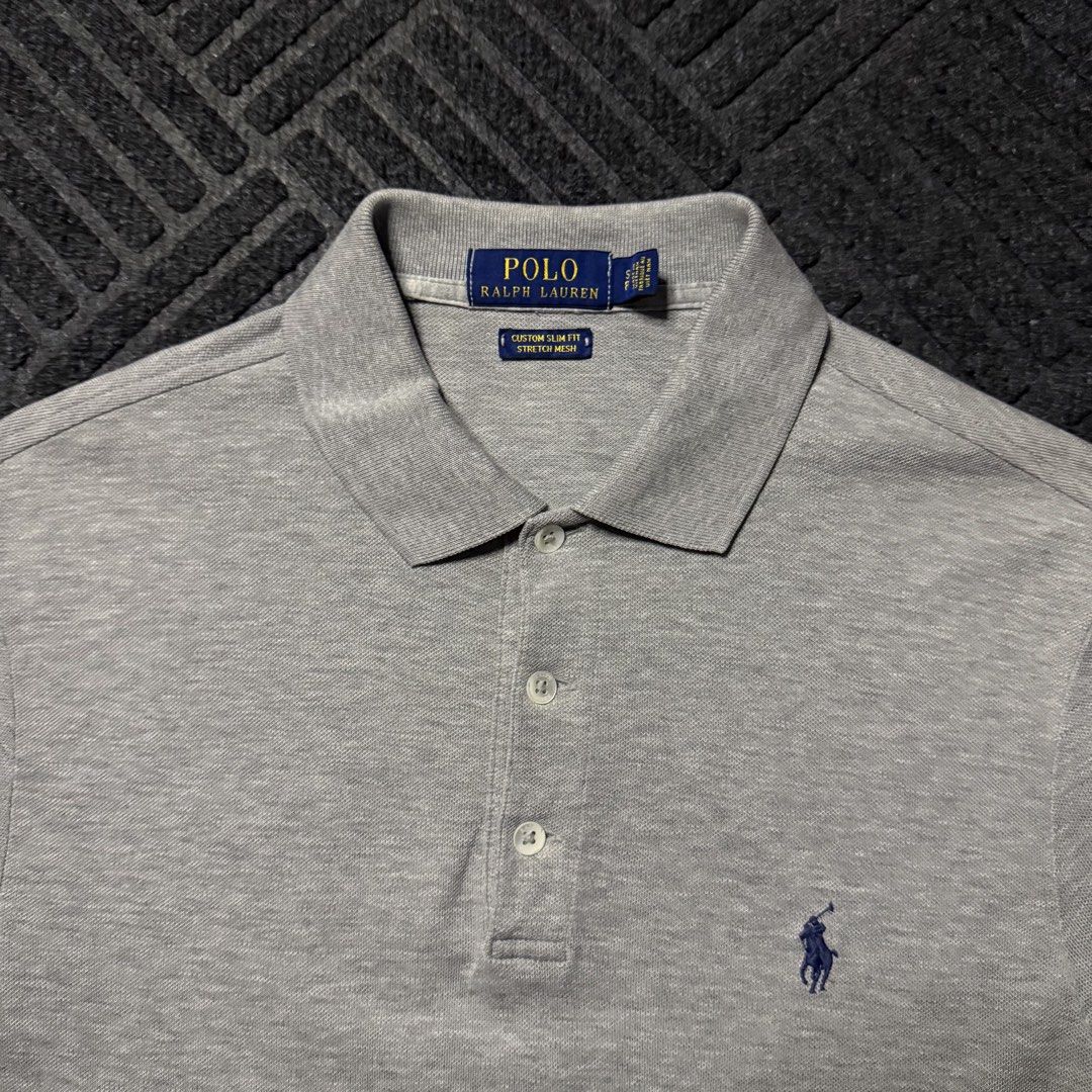 Ralph Lauren Polo Shirt (Category: Tshirts & Polo Shirts ) located in Davao. Submitted by archived.status (Listing ID 1457610929, Image 3). Description: COLOR MAY VARY DUE TO LIGHTING‼️ Condition: 9/10 Color rate: 9.5/10 Issue: needs wash, slit, and minimal loose stitch sa side stitch Size Small fit Medium Width 20 Length 28.