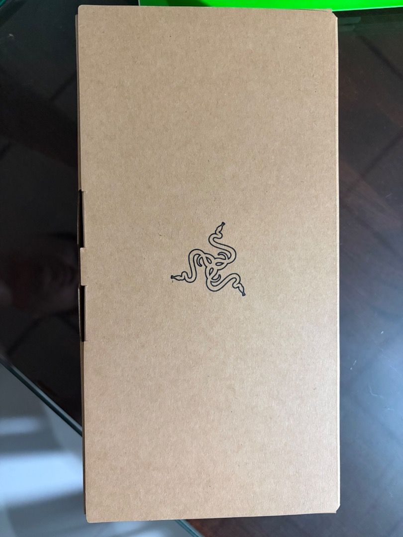 Razer Kishi V3 Mobile Controller for Android iPhone USB-C (Category: Controllers) located in Manila. Submitted by mausoliam (Listing ID 1457624228, Image 2). Description: - Razer Kishi V3 mobile controller - Connects via USB-C - Compatible with Android and iPhone - Includes all packaging except Razer sticker (misplaced it) - Got it for PHP5400 from DataBlitz this August 2026, receipt available - Opened to check + try Meet-ups: Makati, Alabang Tow