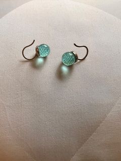 (Category: ) located in . Submitted by lookgoodalways (Listing ID 1457665723, Image 1). Description: .