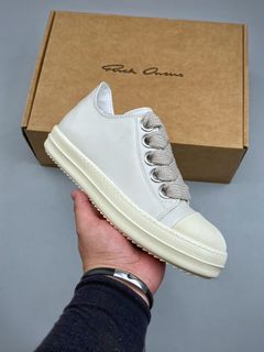 (Category: ) located in . Submitted by khai.uasneakers (Listing ID 1457646549, Image 1). Description: .