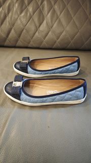 (Category: ) located in . Submitted by HappyShopper888 (Listing ID 1457558177, Image 1). Description: .
