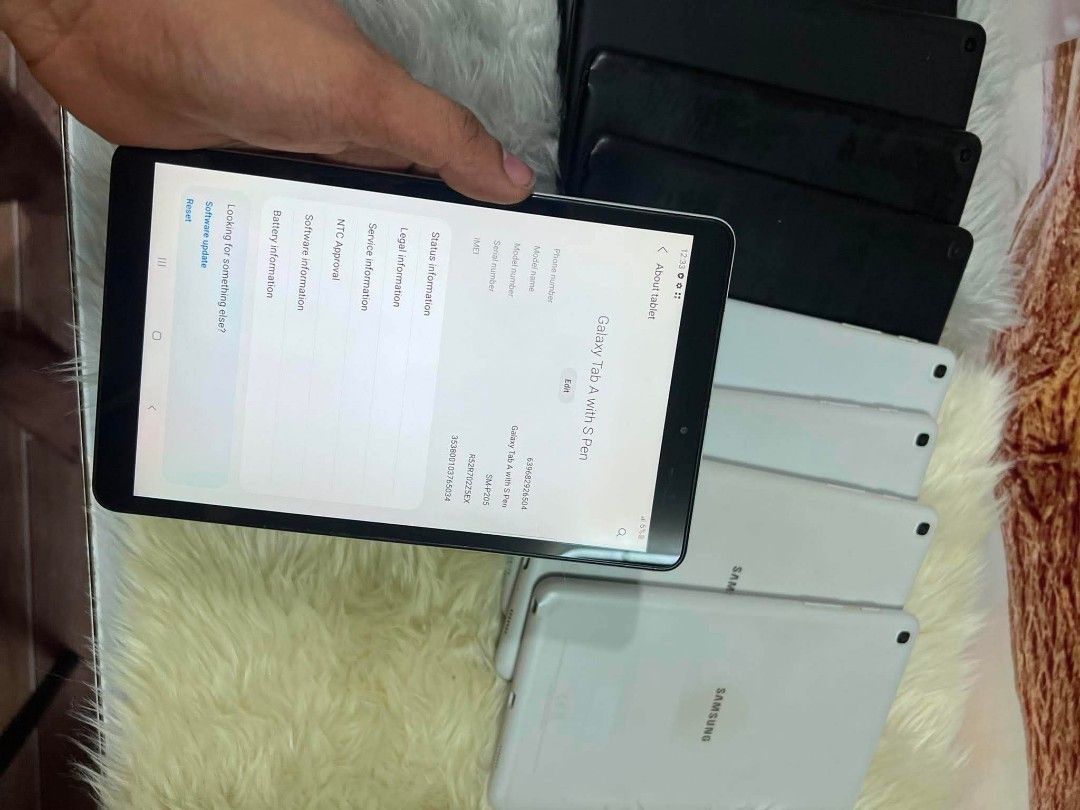 SAMSUNG GALAXY TAB A8 WITH S-PEN 📱 (Category: Android) located in Iloilo. Submitted by tep69 (Listing ID 1457533156, Image 2). Description: Samsung Galaxy Tab A 8.0 with S Pen ✅ 8.0” FHD display (1920×1200) ✅ With Built-in S Pen ✅ Exynos 7904 processor ✅ 3GB RAM ✅ 32GB storage (microSD supported) ✅ 8MP rear / 5MP front camera ✅ 4,200mAh Battery ✅ USB-C Port ✅ 3.5mm Headphone Jack ✅ With Sim Slot 3,500 FIX 💸 📍PICK UP ONLY AVAILABLE WITH PHYSICA