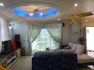 (Category: ) located in . Submitted by annakoay (Listing ID 1444095909, Image 1). Description: .