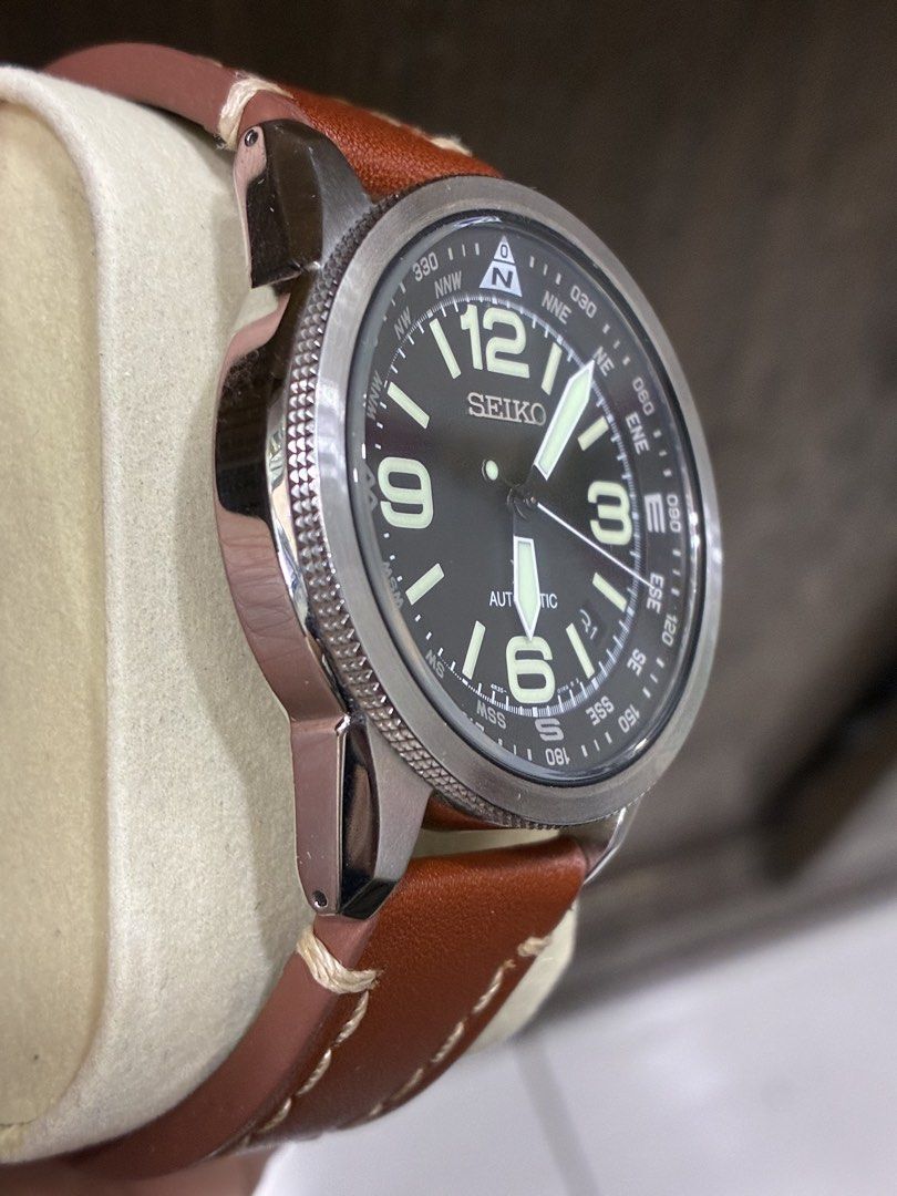 Seiko Automatic Prospex Land (Category: Men's Watches) located in Manila. Submitted by tictac921 (Listing ID 1457559452, Image 3). Description: For Sale Only No Trade/Swap 100% Original Seiko Automatic Prospex Land Very Smooth No issue Gagamitin mo nlang Brandnew replace Strap Provided Seiko Box included Ship via Lalamove/Lbc Loc: StaCruz Manila.