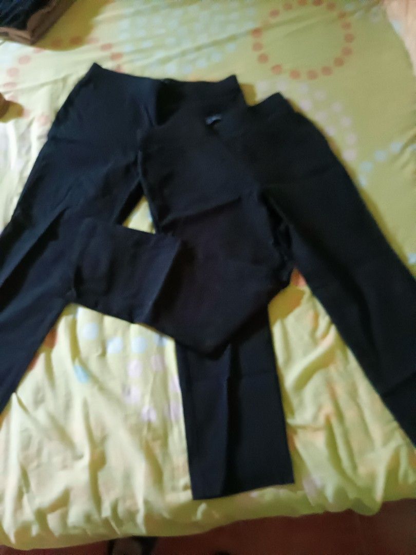 Sets of two Xara jeans black (Category: Jeans) located in Antipolo. Submitted by ynut143 (Listing ID 1457605221, Image 1). Description: no ww.