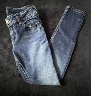 (Category: ) located in . Submitted by swift_tiny_treasure (Listing ID 1457549214, Image 1). Description: .