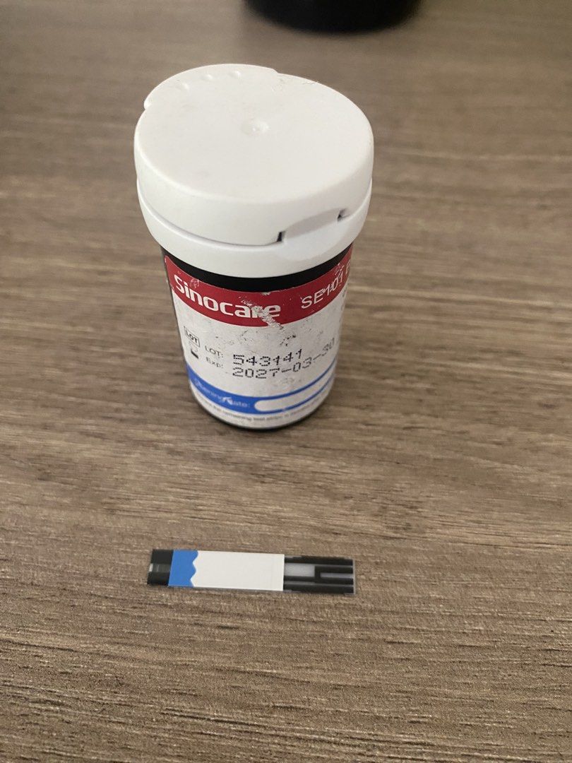 Sinocare SE101 Blood Glucose Test Strips (Category: Medical Supplies & Tools) located in Santa Rosa. Submitted by hoardqueensdeclutter (Listing ID 1457606231, Image 2). Description: Sinocare SE101 blood glucose test strips, Lot 543141, expires March 30, 2027. One strip shown outside bottle. Please check expiry before buying. Sold as is. 50 each. Can give 1 for free if you buy 4pcs . .