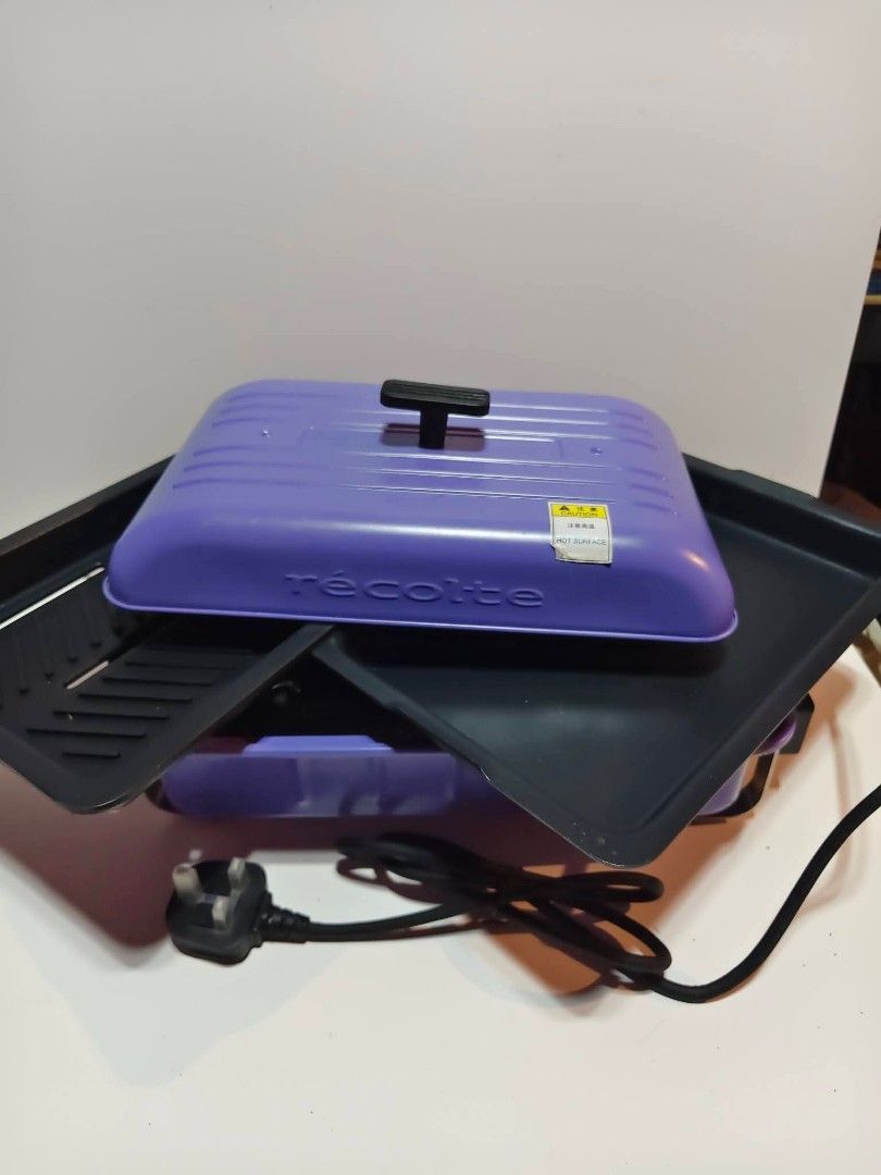 Smokeless Griller (Category: BBQ, Grills & Hotpots) located in Manila. Submitted by thrifty_cool (Listing ID 1457610830, Image 2). Description: .