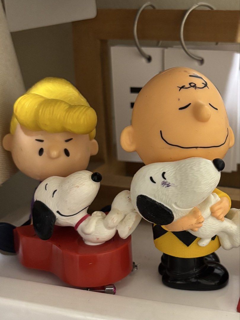 snoopy collectibles (Category: Vintage Collectibles) located in Manila. Submitted by lavieelle (Listing ID 1457582691, Image 3). Description: - snoopy collectibles on sale - per piece is 100, take both for 150 - like new & bought internationally - rfs: decluttering .