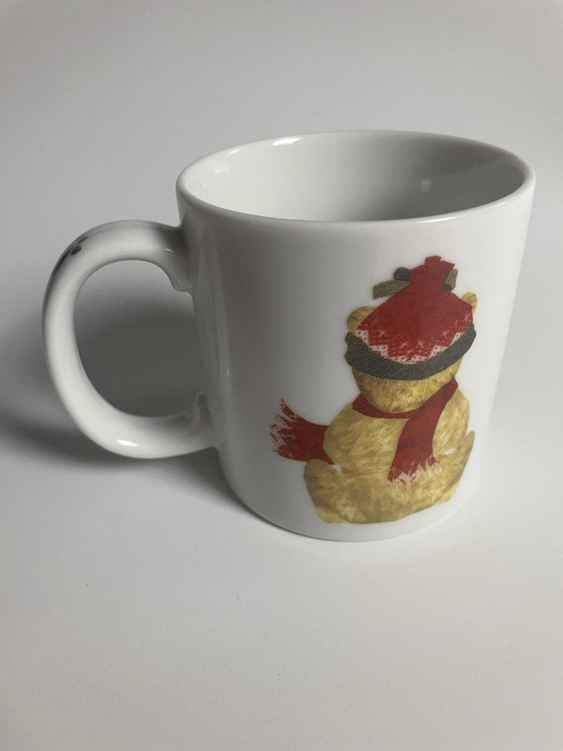 Starbucks Bear Mug Cup Rare (Category: Coffee & Tea Tableware) located in Binan City. Submitted by thriftwavesph (Listing ID 1457666678, Image 2). Description: signs of use around.