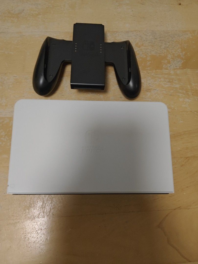 switch oled （分類：充電綫及充電器）位於 Hong Kong。 由 4555665678 提交（商品編號 1457657637，圖片 1）。簡介： 。