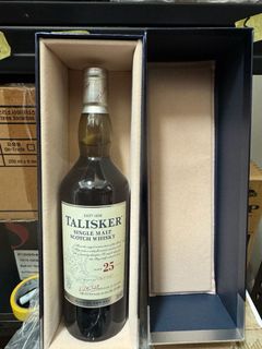 (Category: ) located in . Submitted by wifesayclearthewhisky (Listing ID 1457610512, Image 1). Description: .