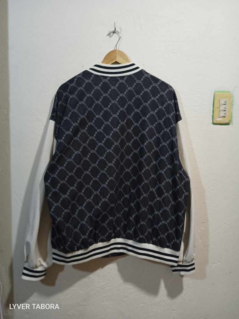 THuntage Varsity Jacket Size L (Category: Coats, Jackets and Outerwear) located in Calatagan. Submitted by lyvertabora (Listing ID 1457646057, Image 2). Description: varsity Denim and leather sleeve dimension-L-28 W-26 excellent Condition .