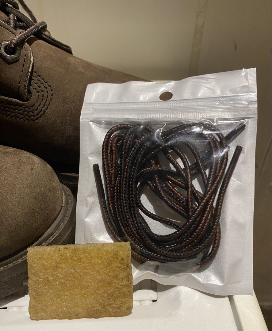 Timberland 6 inch premium boots "dark chocolate" (Category: Boots) located in Mandaue City. Submitted by oli_nad (Listing ID 1457679889, Image 3). Description: Timberland 6 inch" premium boots "dark chocolate" •7.5 men's (fits a size 8) •replacement box •free extra laces and beeswax eraser + shoe tree.