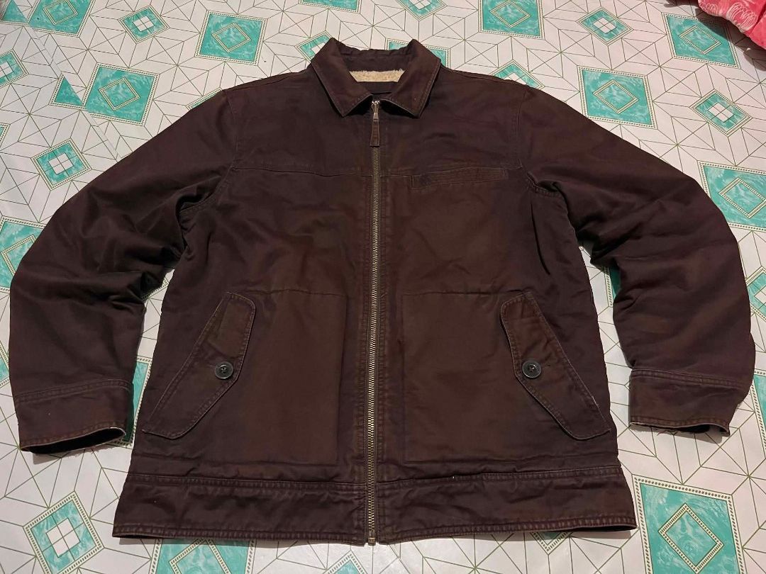 Timberland Brown Sherpa Lined Cotton Jacket M/M (Category: Coats, Jackets and Outerwear) located in Manila. Submitted by _lemornosnas02 (Listing ID 1451334776, Image 1). Description: - Brand: Timberland - Size: Medium (M) - Material: 100% Cotton Shell - Lining: 100% Polyester Sherpa for extra warmth - Closure: Zipper with two button flap chest pockets - Origin: Made in Vietnam.