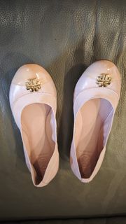 (Category: ) located in . Submitted by HappyShopper888 (Listing ID 1457560100, Image 1). Description: .