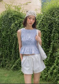 (Category: ) located in . Submitted by shopbelowtwenties (Listing ID 1457637224, Image 1). Description: .