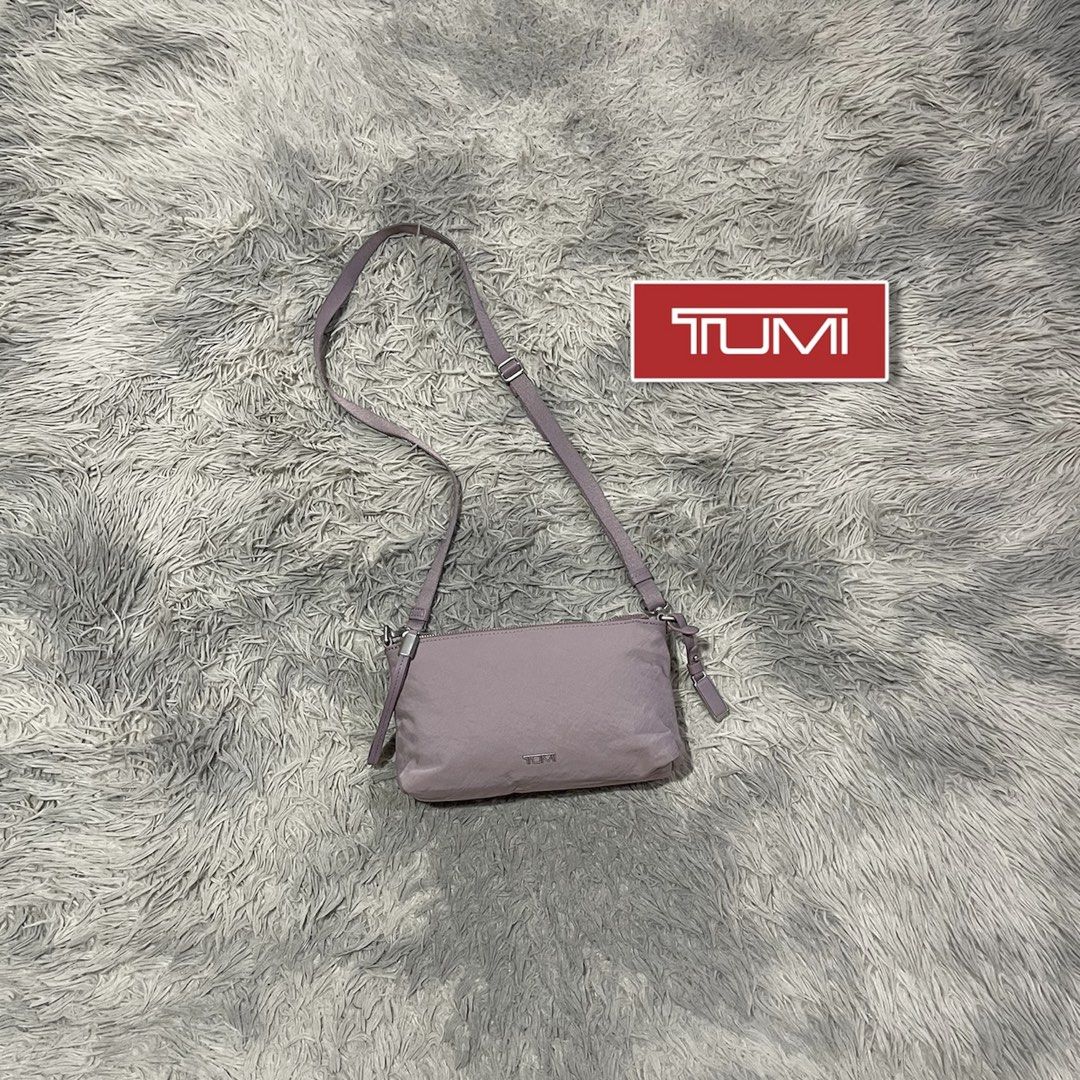 TUMI Adela Voyageur (Category: Luxury Bags & Wallets) located in Bauang. Submitted by thriftypockets92 (Listing ID 1457676684, Image 1). Description: .