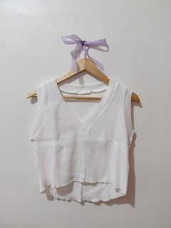 (Category: ) located in . Submitted by wornwardrobe (Listing ID 1457707492, Image 1). Description: .