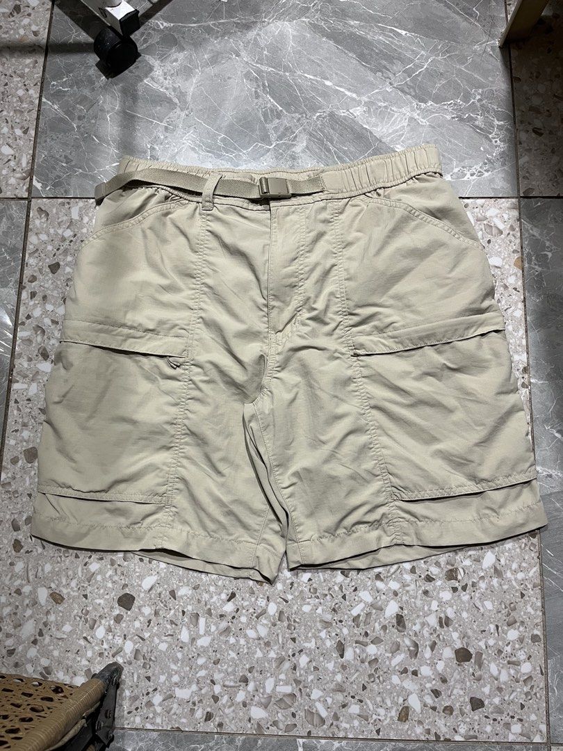 UNIQLO GEARED SHORT (Category: Shorts) located in Iloilo. Submitted by uk.hade (Listing ID 1457622629, Image 2). Description: UNIQLO GEARED SHORT LIKE NEW CONDITION SIZE MEDIUM NO FLAWS.