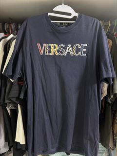 (Category: ) located in . Submitted by wardrobeclearout_sg (Listing ID 1457682314, Image 1). Description: .