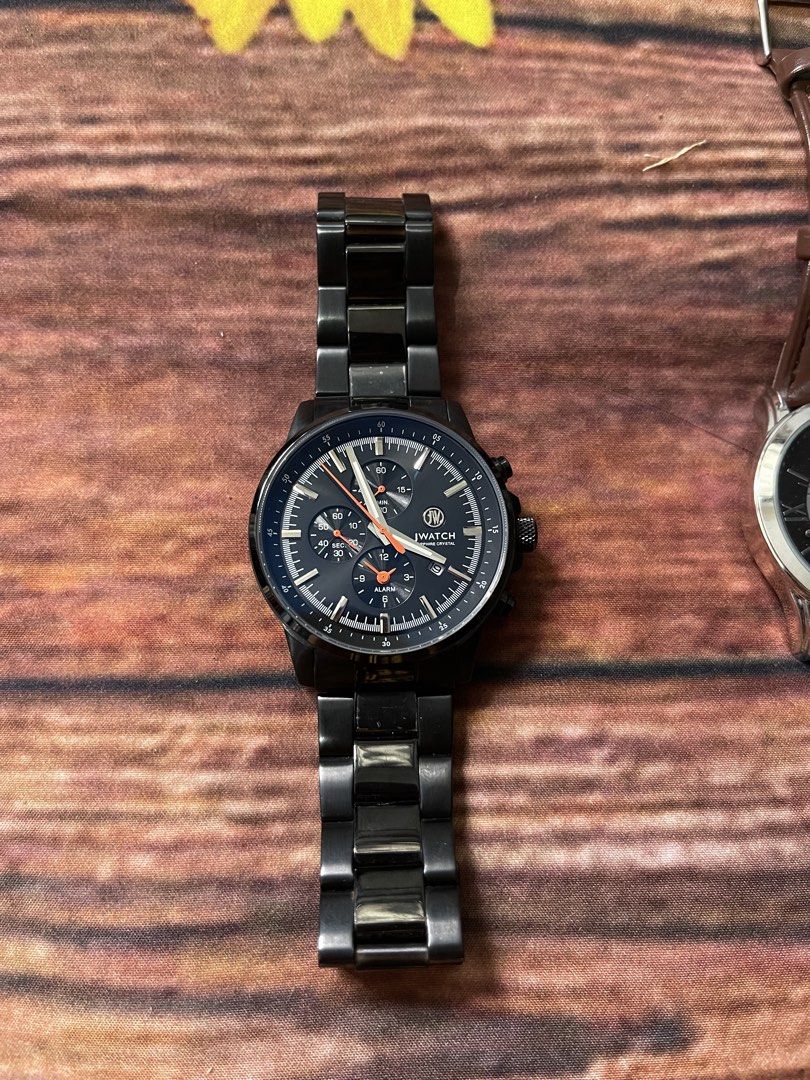 Viewpoint Automatic Skeleton Watch with Leather Strap (Category: Men's Watches) located in Manila. Submitted by rosechan429 (Listing ID 1457595660, Image 2). Description: - Two Viewpoint automatic mechanical watches - Features black skeleton dials - Comes with brown leather straps - Both have silver-tone cases - Ideal for everyday wear - Makes a great gift 2pc timex viewpoint at 2k each J watch.