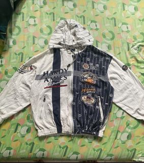 (Category: ) located in . Submitted by thrift-food (Listing ID 1457530042, Image 1). Description: .