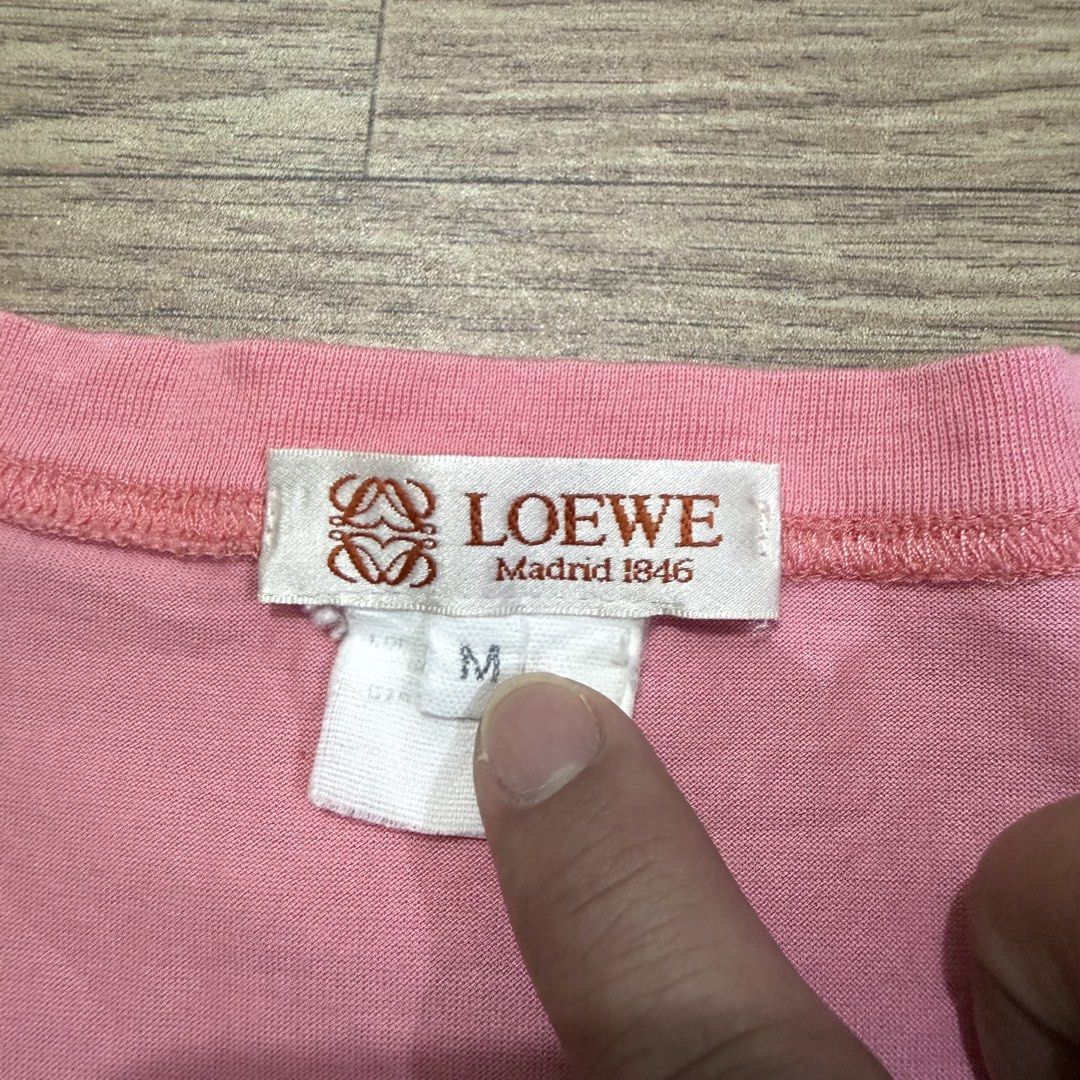 Vintage Loewe Logo Shirt (Category: Luxury Apparel) located in Imus. Submitted by casterhitz (Listing ID 1457600125, Image 3). Description: Medium 21x28 No issue Excellent condition .