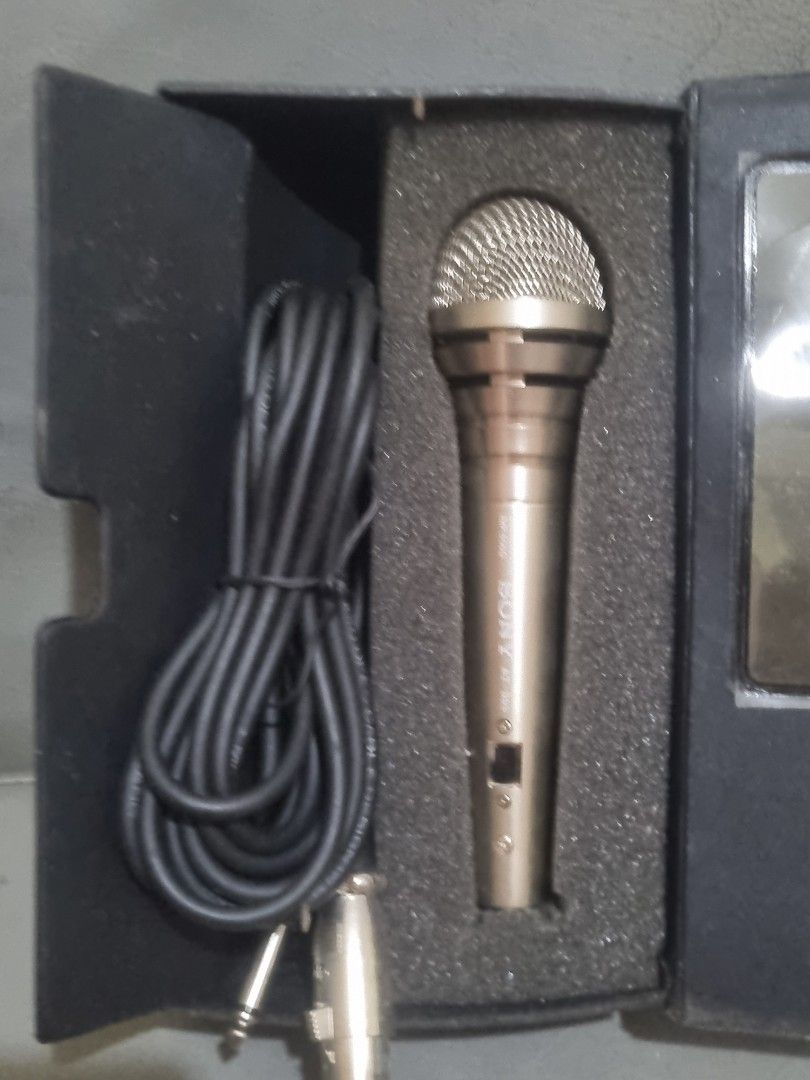 Vintage Sony Microphone AT -399 (Category: Microphones) located in Silang. Submitted by samflores2k4t7 (Listing ID 1457560020, Image 2). Description: For sale Vintage Sony Microphone AT -399 Metal Selling AS IS UNTESTED.
