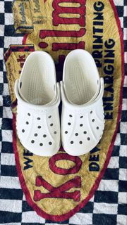 (Category: ) located in . Submitted by nkicksthrift05 (Listing ID 1457558075, Image 1). Description: .