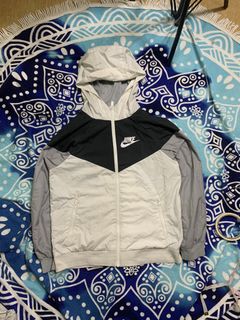 (Category: ) located in . Submitted by jaydrakethrift (Listing ID 1457639178, Image 1). Description: .
