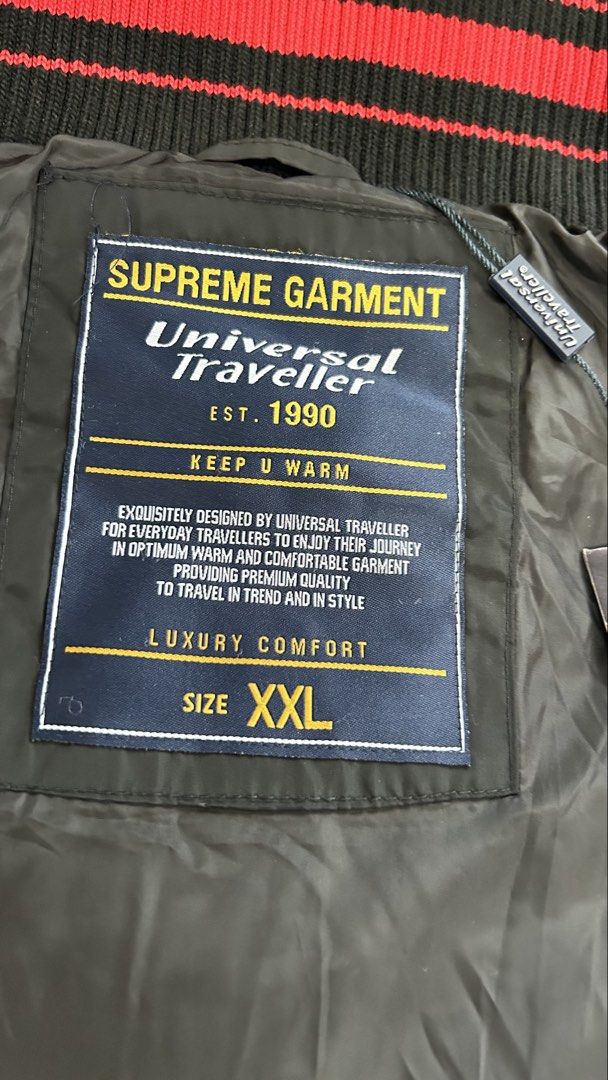 Winter down jacket (Category: Coats, Jackets and Outerwear) located in Sungai Buloh. Submitted by syuddddy (Listing ID 1457594796, Image 3). Description: UT down jacket for sale Suitable for winter & thick snow Knee length cutting Filling 90% down 10% feather Got inside pocket in both side Small defect: front pocket button missing (left side) The rest all good .