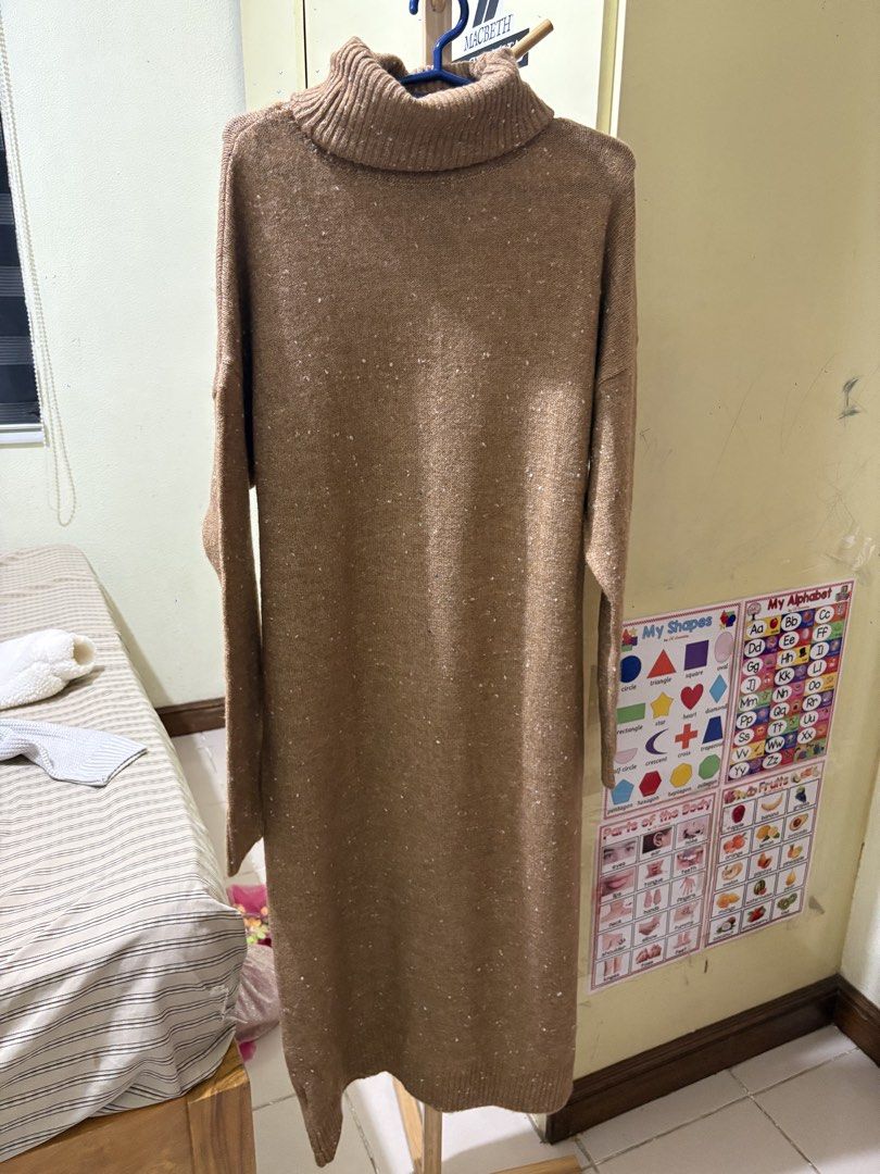 winter jackets (Category: Coats, Jackets and Outerwear) located in Cabanatuan. Submitted by blessjewel_ (Listing ID 1457659404, Image 3). Description: small to medium.