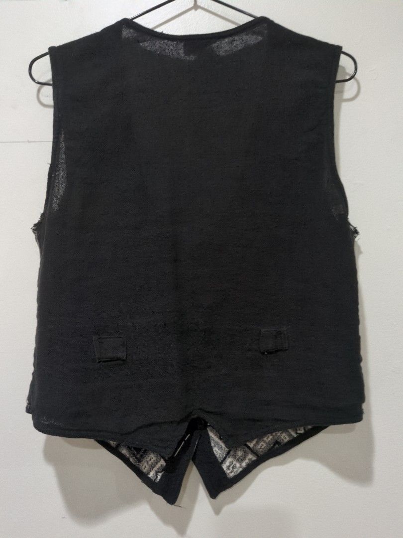 Womens Unique Blazer Vest (Category: Coats, Jackets and Outerwear) located in Mandaluyong City. Submitted by bbcatham (Listing ID 1457631992, Image 2). Description: Very unique design, love the details. Size: Med on tag (32-34in bust) PS. Some of the beads are loose but unnoticable thus selling it low..