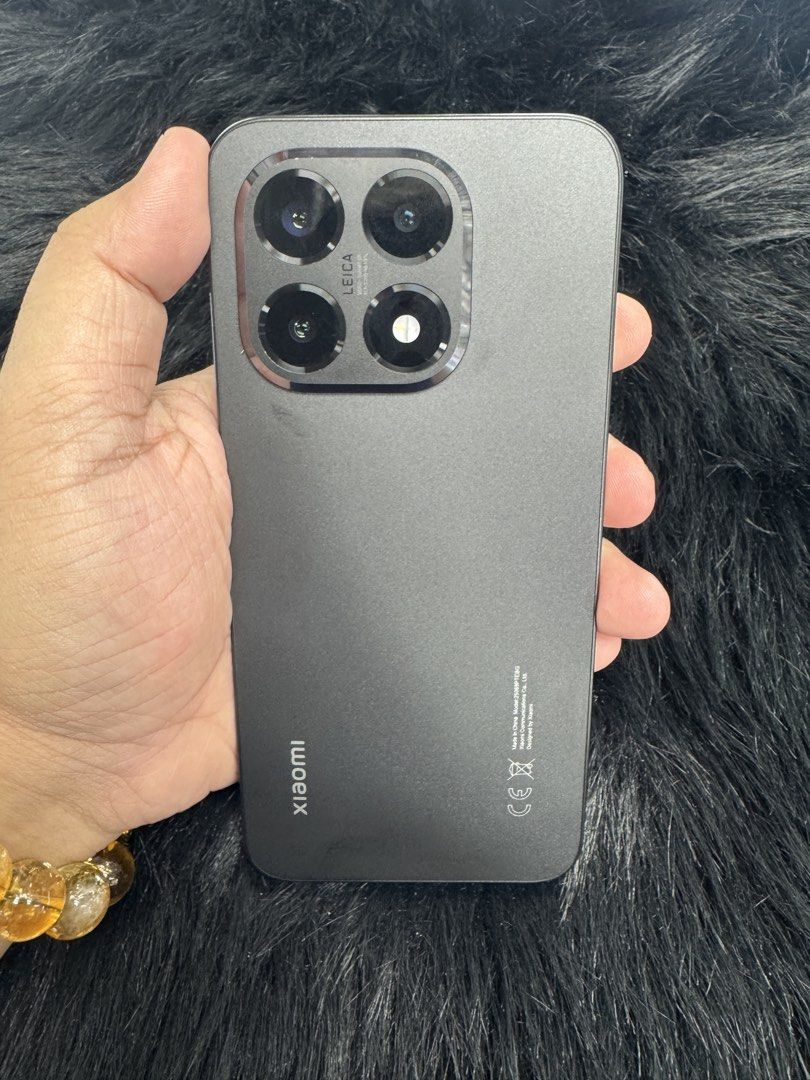 Xiaomi 15T 12/512gb (Complete Package)- Black (Category: Xiaomi) located in Taguig. Submitted by alwarrieth.0501 (Listing ID 1457565922, Image 2). Description: For sale! Xiaomi 15T 12/512gb (Complete Package)- Black Quickspecs: -Android 16 -5500Mah -99% 138cc -12/512gb (Dimensity 8400 Ultra) See pics to appreciate! Inclusion: Unit itself, original box and 67watt charger 📍Ayala Malls Arca South, BGC, Makati, Ortigas, Pasig, San Juan, Alabang Town