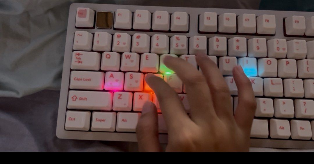 Leobog Hi75C (Category: Computer Keyboard) located in Caloocan City. Submitted by celined2025 (Listing ID 1457546244, Image 2). Description: FOR SALE: Leobog Hi75C with pastel keycaps and MMD Vivian (53g) switches Ceramic keycaps - sold Selling for: 2500 Condition: almost new COMPLETE ORIGINAL ACCESSORIES. Location: Los Baños, Laguna Shipping: J&T Express (SF on buyer | No COD) or Lalamove MOP: GCash / Bank Transfer RFS: Decluttering.