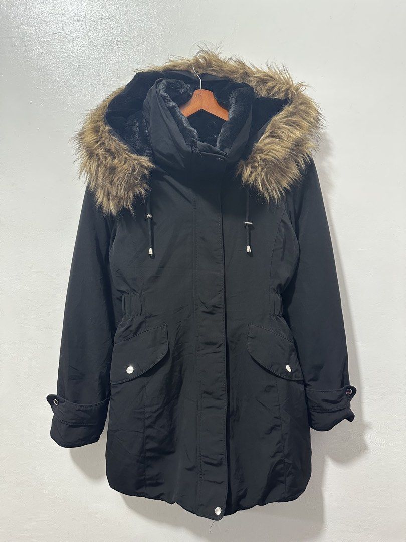 Zara Black Parka Puffer Jacket Women Medium (Category: Coats, Jackets and Outerwear) located in Balanga. Submitted by winterlab_ph (Listing ID 1457572435, Image 1). Description: Code: A735 Width: 15 Length: 30.5 Shoulders: 15.5 Sleeves: 24 : light white stains at the back and on the sleeve : missing button.