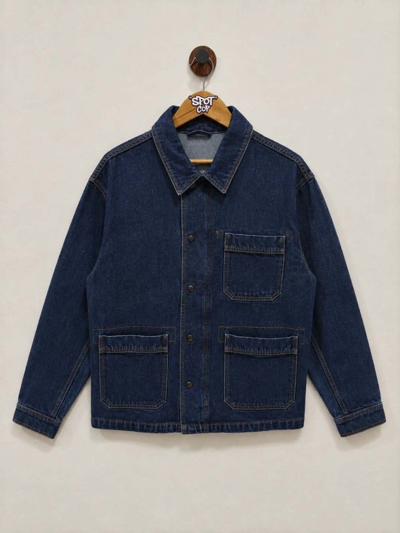 ZARA DENIM CHORE JACKET (Category: Coats, Jackets and Outerwear) located in Taguig. Submitted by zieyaaa.o1 (Listing ID 1457687390, Image 1). Description: ZARA DENIM CHORE JACKET SIZE LARGE ON TAG 22.5 WIDTH 28.5 LENGTH 22.5 SLEEVE LENGTH FROM SHOULDER EXCELLENT CONDITION TAGUIG LOCATION 1,199 PHP + SF *COLOR MAY VARY DUE TO LIGHTING.