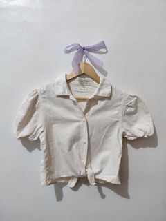 (Category: ) located in . Submitted by wornwardrobe (Listing ID 1457701584, Image 1). Description: .