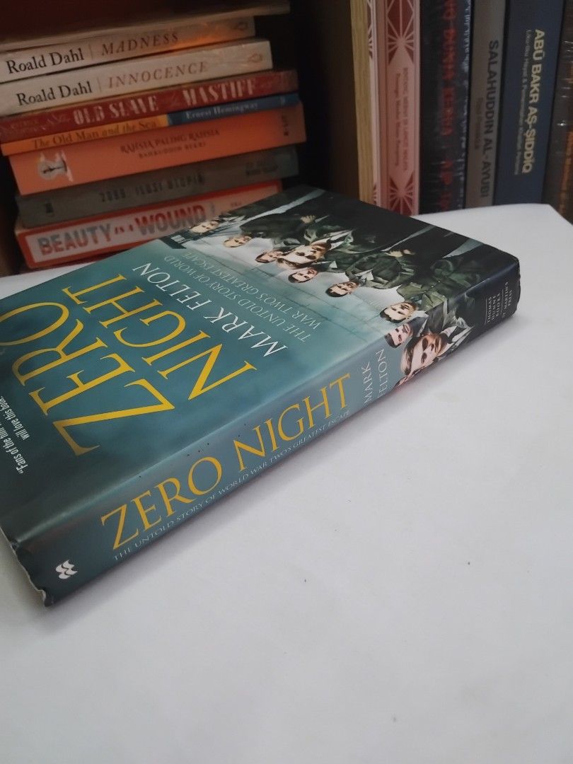 Zero Night (Category: Storybooks) located in Petaling Jaya. Submitted by garage_buku (Listing ID 1457541609, Image 2). Description: Buku terpakai/Preloved untuk dijual. Judul: Zero Night. Penulis: Mark Felton. Harga: RM 12.00. Terbitan: St. Martin's Press. Tahun: 2014. Format: Hardcover. Jumlah muka surat: 299. Kondisi buku: 1. Kesan penggunaan sederhana. 2. Foxing. Postage: Semenanjung Malaysia: RM 7.50. Sabah & Sarawak: RM 15.50. Proses penghan