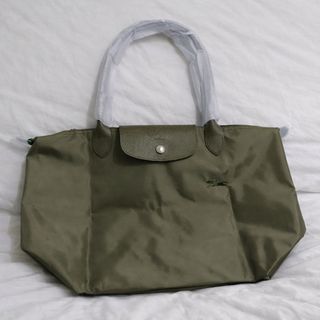 （分類：）位於 。 由 kkdarsue 提交（商品編號 1457898546，圖片 1）。簡介： 。