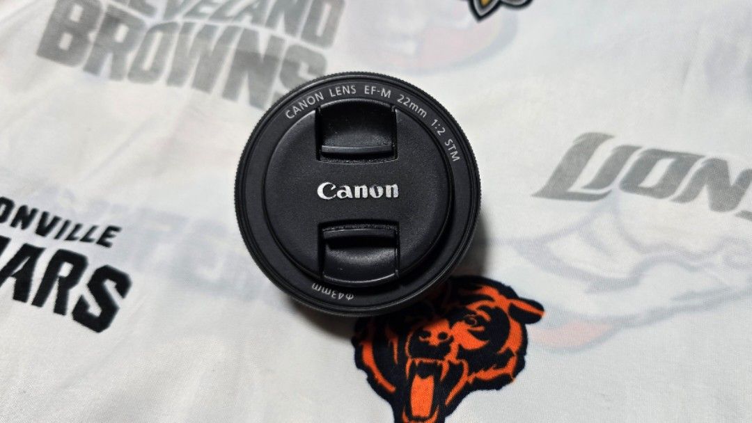22mm Canon EF mount for Mirrorless camera (Category: Cameras) located in Hinigaran. Submitted by thrift_street_6106 (Listing ID 1457902377, Image 1). Description: canon 22mm pancake Lens. good as new gagamitin mo nlng..